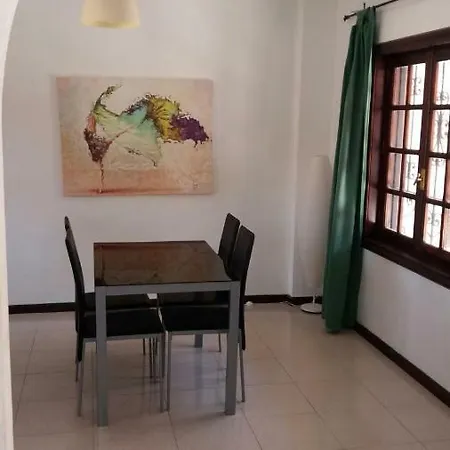 Apartamento Christie's 아파트 산미겔데아보나
