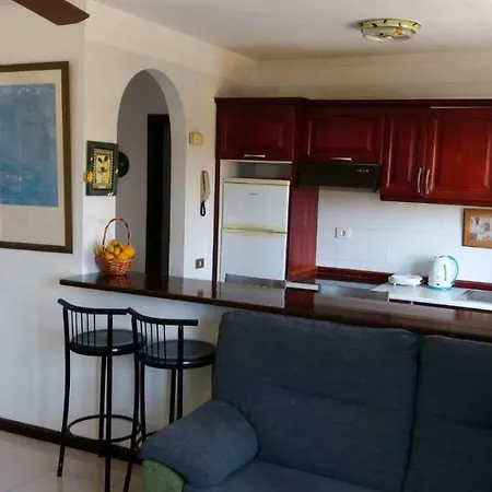 Apartamento Christie's 아파트 *